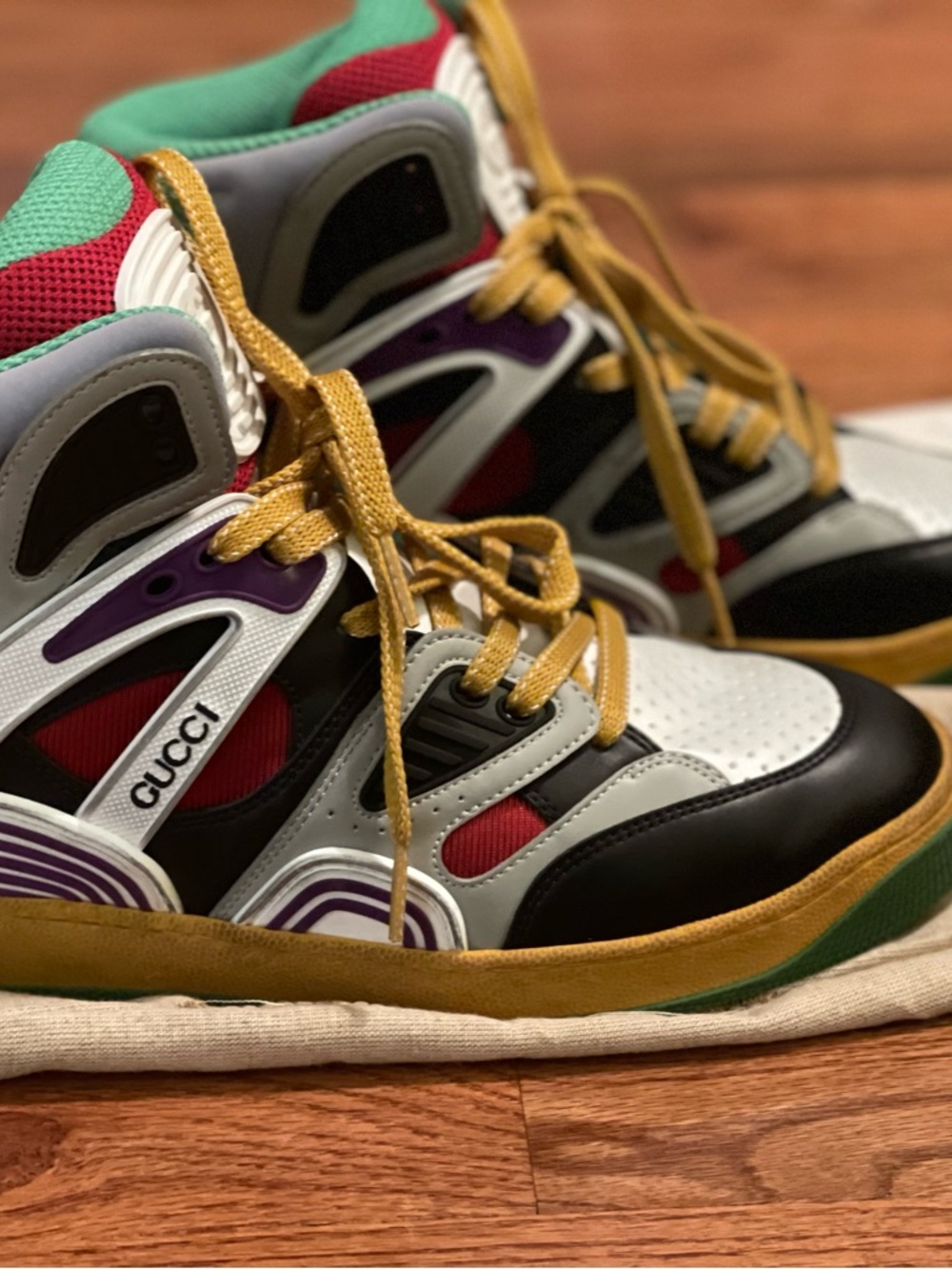 Gucci Basket high-top sneakers in the Multicolor "Black Demetra" colorway. - Picture 5 of 10